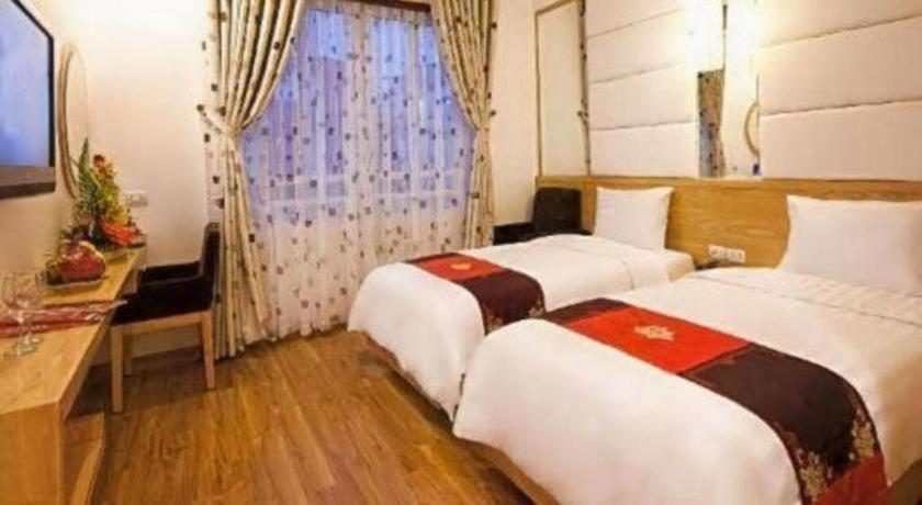 Hotel Tu Linh Palace
